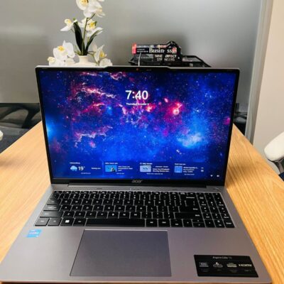 Second-Hand Acer Laptop – 12th Generation Intel Core i5, 512GB SSD, 8GB RAM – Excellent Condition